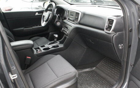 KIA Sportage IV рестайлинг, 2020 год, 2 395 000 рублей, 8 фотография