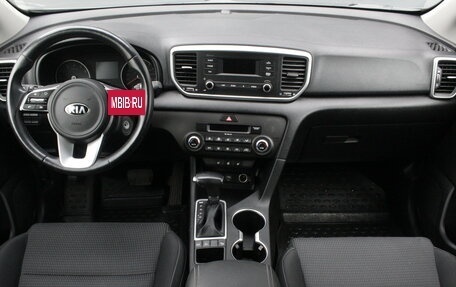 KIA Sportage IV рестайлинг, 2020 год, 2 395 000 рублей, 7 фотография