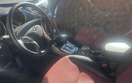 Hyundai Elantra V, 2011 год, 850 000 рублей, 6 фотография