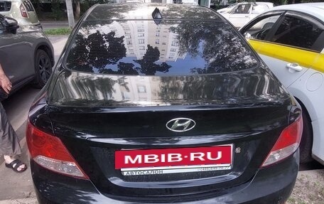 Hyundai Solaris II рестайлинг, 2012 год, 375 000 рублей, 4 фотография