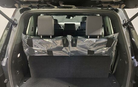 Lexus LX, 2025 год, 20 000 000 рублей, 20 фотография