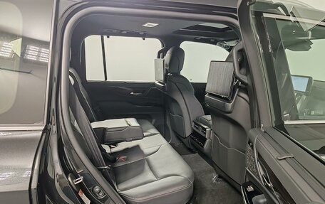 Lexus LX, 2025 год, 20 000 000 рублей, 26 фотография