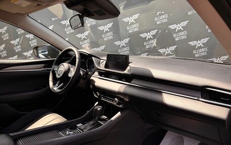Mazda 6, 2018 год, 1 755 000 рублей, 24 фотография
