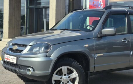 Chevrolet Niva I рестайлинг, 2016 год, 699 000 рублей, 2 фотография