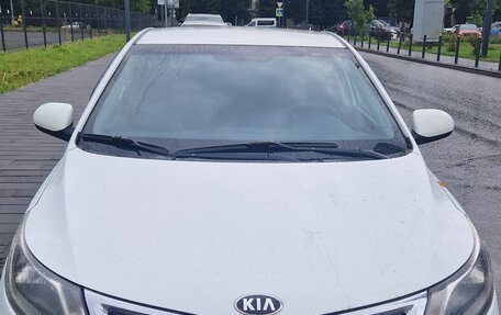 KIA Rio III рестайлинг, 2013 год, 810 000 рублей, 3 фотография