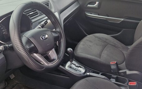 KIA Rio III рестайлинг, 2013 год, 810 000 рублей, 8 фотография