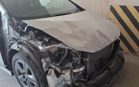 Toyota Prius IV XW50, 2019 год, 1 300 000 рублей, 10 фотография