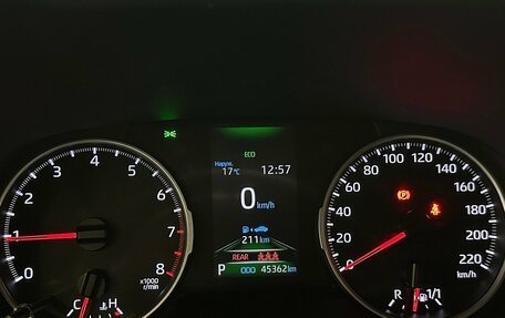 Toyota RAV4, 2021 год, 3 700 000 рублей, 6 фотография