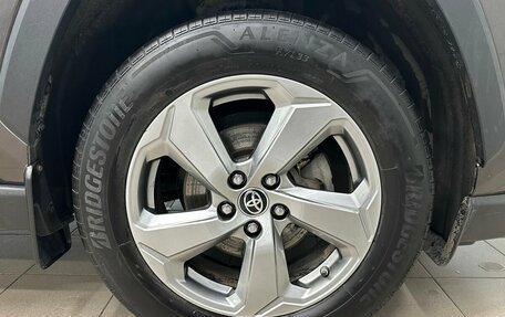 Toyota RAV4, 2021 год, 3 700 000 рублей, 18 фотография
