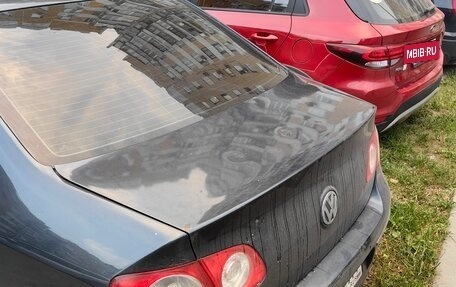 Volkswagen Passat B6, 2006 год, 250 000 рублей, 12 фотография