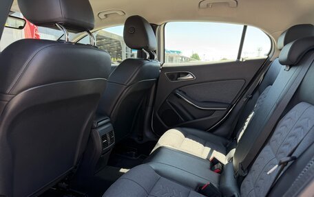 Mercedes-Benz GLA, 2017 год, 1 895 000 рублей, 16 фотография