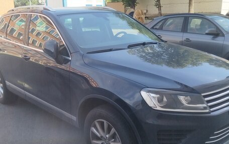 Volkswagen Touareg III, 2015 год, 2 400 000 рублей, 6 фотография