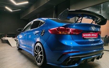 Hyundai Elantra VI рестайлинг, 2017 год, 1 850 000 рублей, 3 фотография