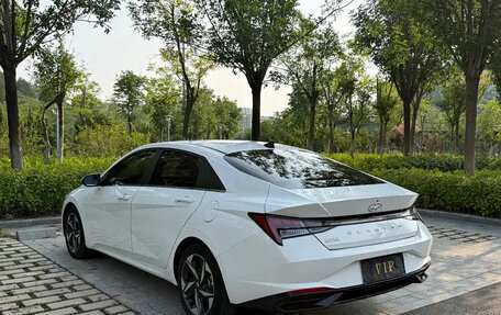 Hyundai Elantra, 2023 год, 1 610 000 рублей, 3 фотография