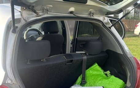 Toyota Vitz, 2010 год, 650 000 рублей, 6 фотография