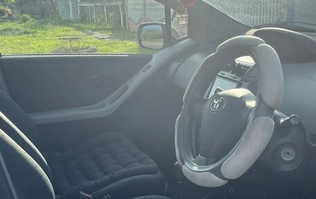 Toyota Vitz, 2010 год, 650 000 рублей, 10 фотография