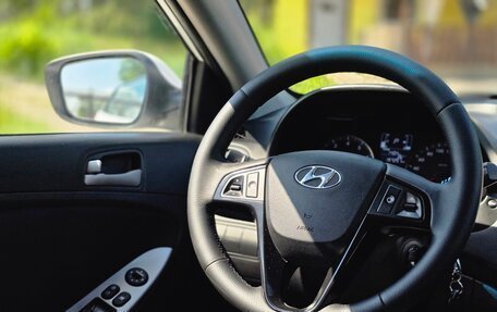 Hyundai Solaris II рестайлинг, 2014 год, 799 000 рублей, 13 фотография