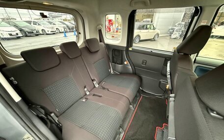 Toyota Roomy I, 2020 год, 890 000 рублей, 26 фотография