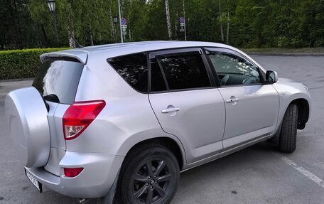 Toyota RAV4, 2007 год, 1 090 000 рублей, 13 фотография