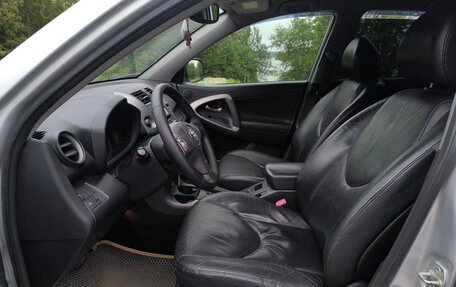 Toyota RAV4, 2007 год, 1 090 000 рублей, 17 фотография
