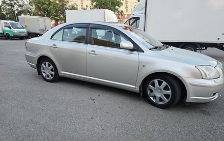 Toyota Avensis III рестайлинг, 2004 год, 550 000 рублей, 4 фотография