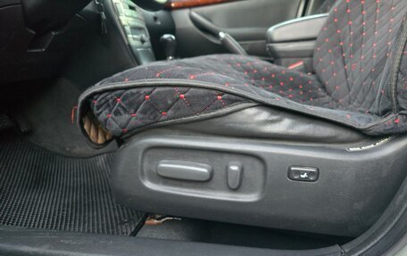 Toyota Avensis III рестайлинг, 2004 год, 550 000 рублей, 8 фотография