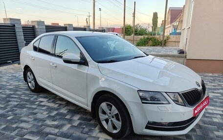 Skoda Octavia, 2018 год, 1 870 000 рублей, 7 фотография