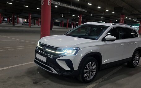 Volkswagen Taos, 2021 год, 2 830 000 рублей, 2 фотография