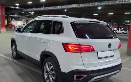 Volkswagen Taos, 2021 год, 2 830 000 рублей, 8 фотография