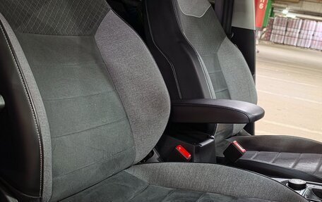 Volkswagen Taos, 2021 год, 2 830 000 рублей, 24 фотография