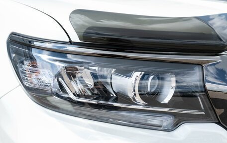 Toyota Land Cruiser Prado 150 рестайлинг 2, 2021 год, 9 500 000 рублей, 7 фотография