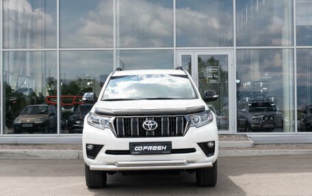Toyota Land Cruiser Prado 150 рестайлинг 2, 2021 год, 9 500 000 рублей, 3 фотография