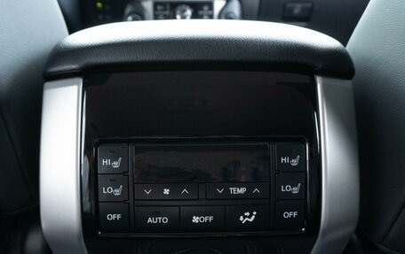 Toyota Land Cruiser Prado 150 рестайлинг 2, 2021 год, 9 500 000 рублей, 23 фотография