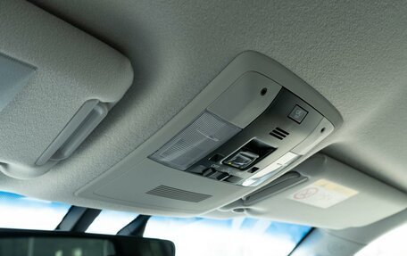 Toyota Land Cruiser Prado 150 рестайлинг 2, 2021 год, 9 500 000 рублей, 25 фотография
