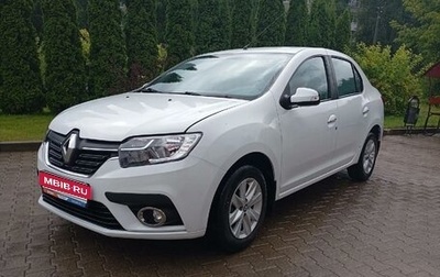 Renault Logan II, 2018 год, 850 000 рублей, 1 фотография