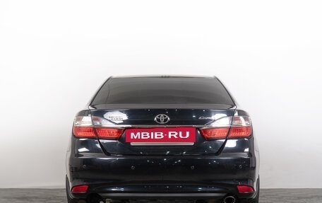 Toyota Camry, 2015 год, 2 049 000 рублей, 6 фотография
