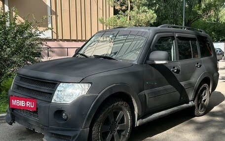 Mitsubishi Pajero IV, 2008 год, 1 275 000 рублей, 2 фотография