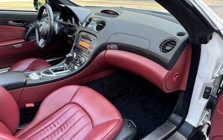 Mercedes-Benz SL-Класс AMG, 2008 год, 8 500 000 рублей, 23 фотография
