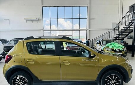Renault Sandero II рестайлинг, 2016 год, 1 049 000 рублей, 7 фотография