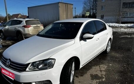 Volkswagen Passat B7, 2011 год, 1 200 000 рублей, 1 фотография