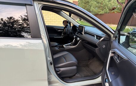 Toyota RAV4, 2020 год, 4 000 000 рублей, 9 фотография