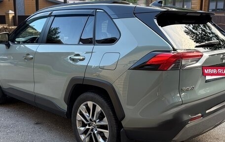 Toyota RAV4, 2020 год, 4 000 000 рублей, 4 фотография