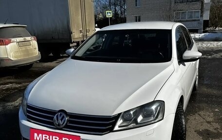 Volkswagen Passat B7, 2011 год, 1 200 000 рублей, 2 фотография