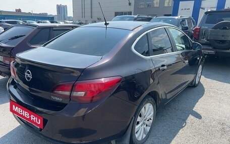 Opel Astra J, 2013 год, 779 000 рублей, 2 фотография