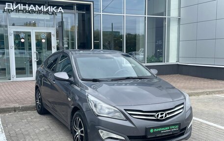 Hyundai Solaris II рестайлинг, 2016 год, 715 000 рублей, 3 фотография