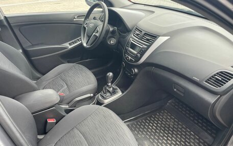Hyundai Solaris II рестайлинг, 2016 год, 715 000 рублей, 11 фотография