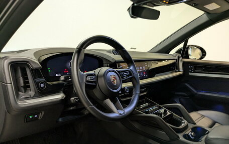 Porsche Cayenne III, 2023 год, 11 500 000 рублей, 16 фотография