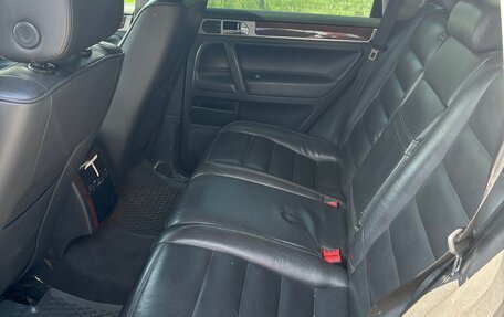 Volkswagen Touareg III, 2005 год, 550 000 рублей, 8 фотография