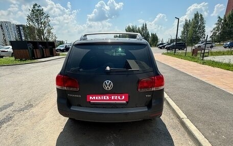Volkswagen Touareg III, 2005 год, 550 000 рублей, 3 фотография