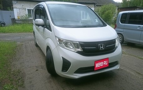 Honda Stepwgn IV, 2015 год, 1 490 000 рублей, 1 фотография
